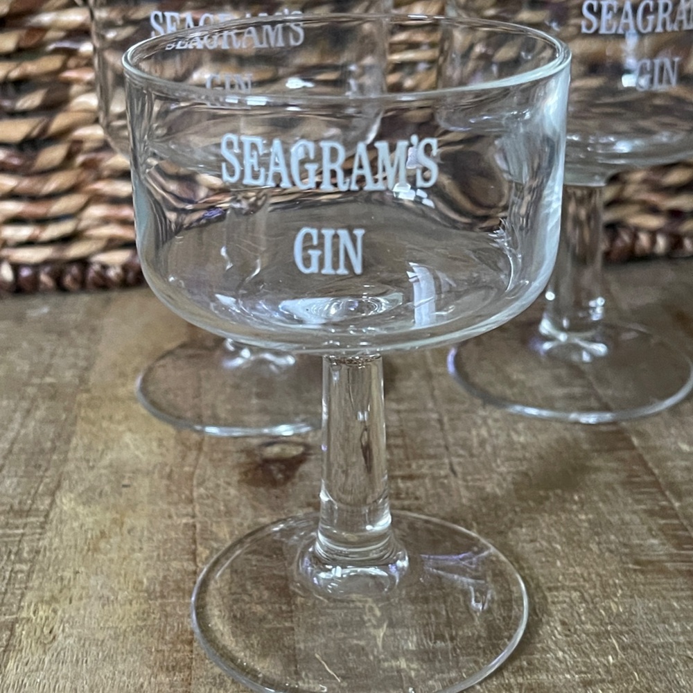 Set of 4 Clear Seagrams Gin Stemmed Glasses with White Print